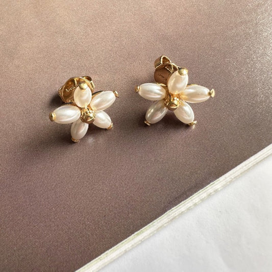 24k Gold Plated Pearls Flower Earrings