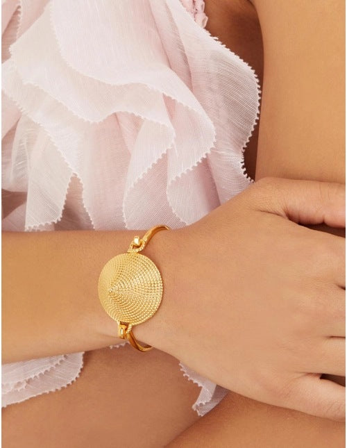 Vintage Matte 24k Gold Plated Hypoallergenic Grain Umbrella Bangle