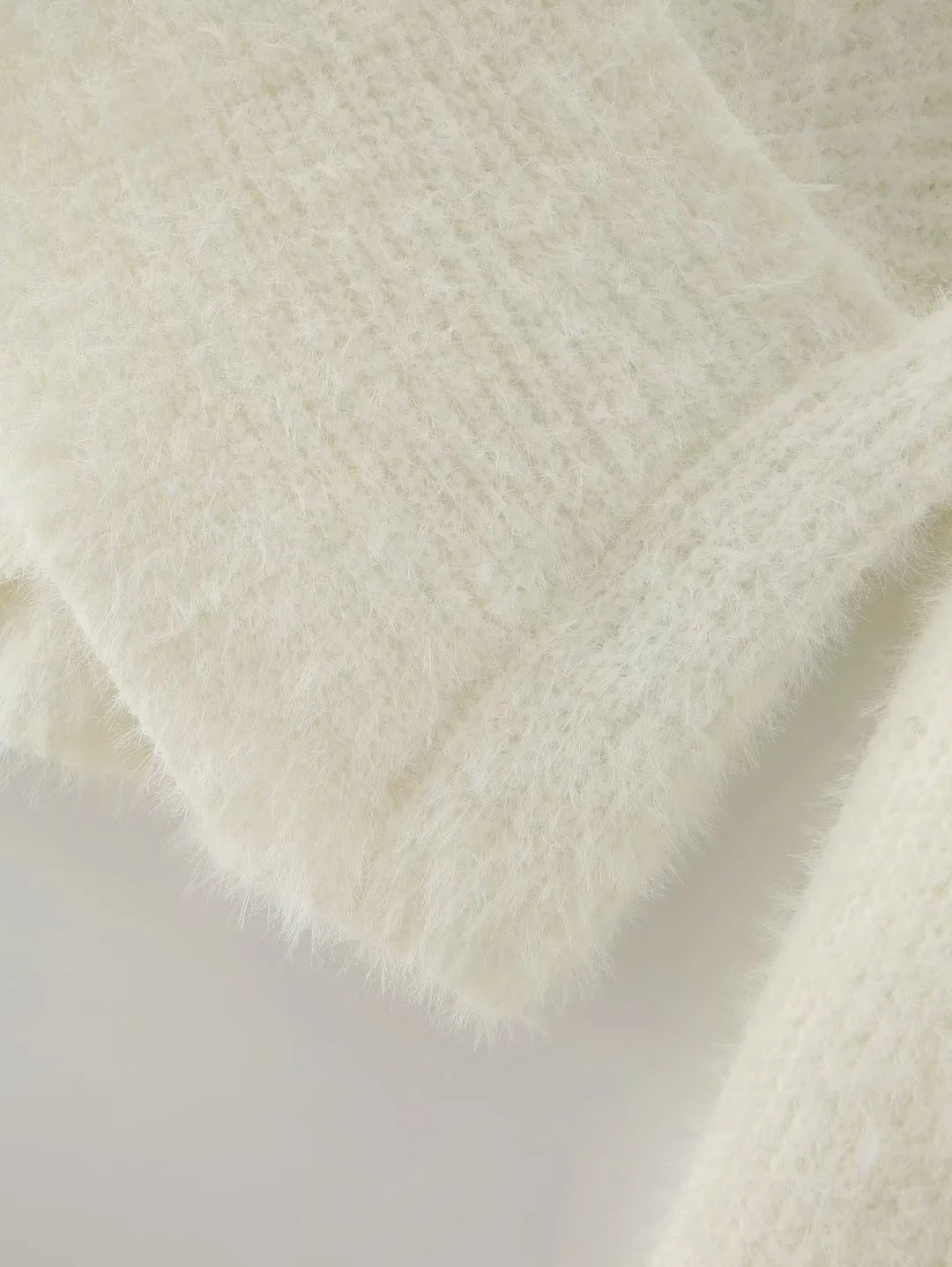 White Cross Collar Short Knit Sweater