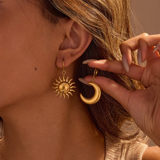 18k Gold Plated Drop Earrings Gorgeous Sun And Moon Jewelry