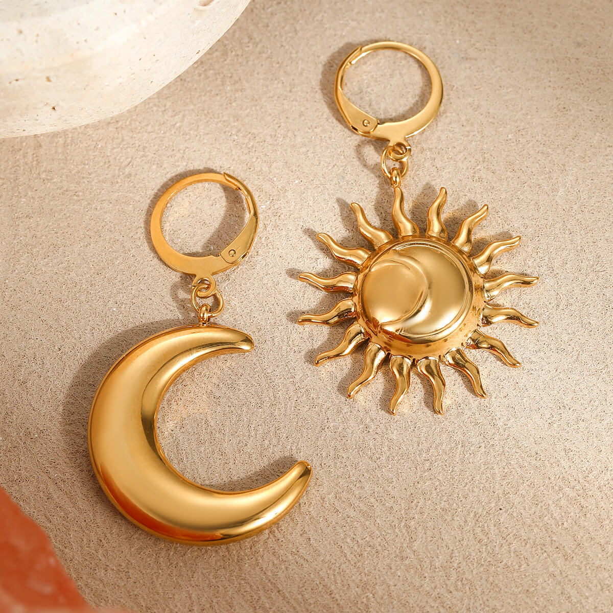 18k Gold Plated Drop Earrings Gorgeous Sun And Moon Jewelry