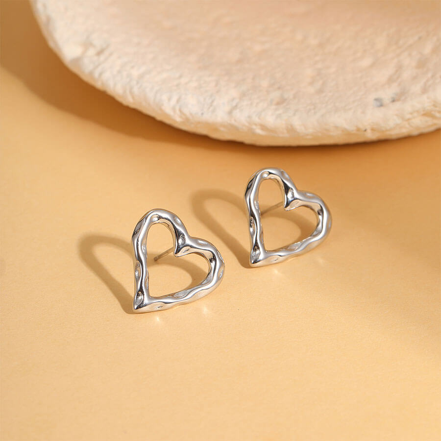 18k Gold Plated Heart Earrings Gorgeous Jewelry