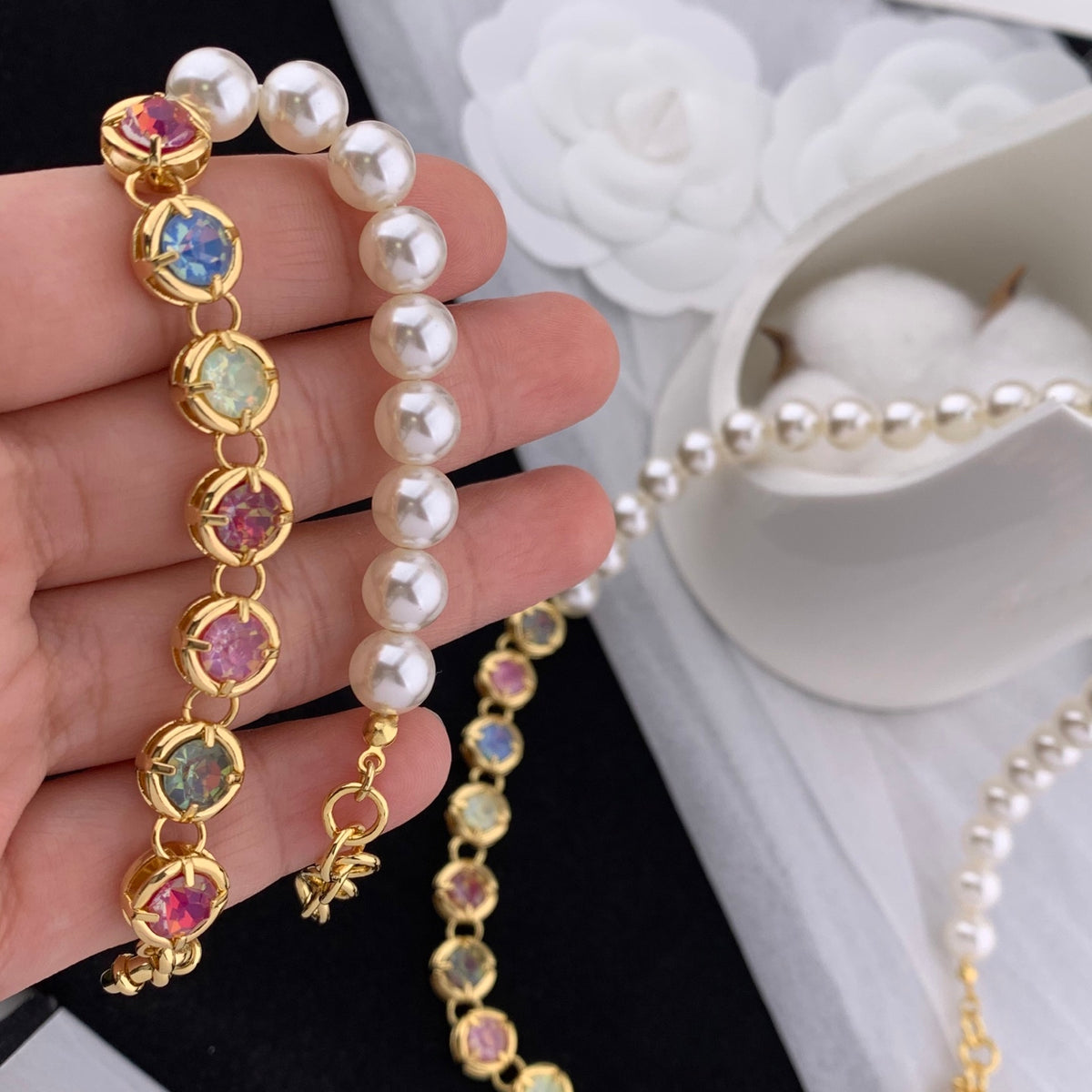 Vintage Jewelry Set Pearls Bracelet Necklace
