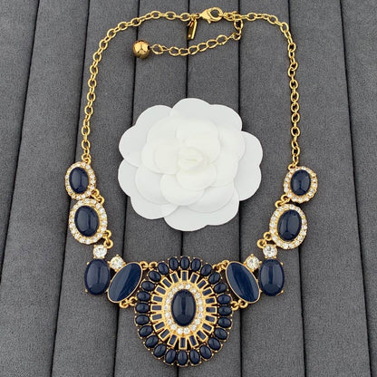 Vintage Jewelry Gold Designer Diamond Necklace