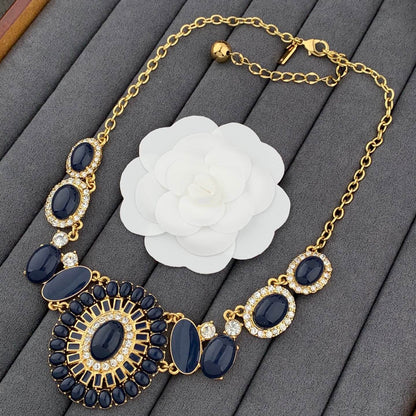 Vintage Jewelry Gold Designer Diamond Necklace