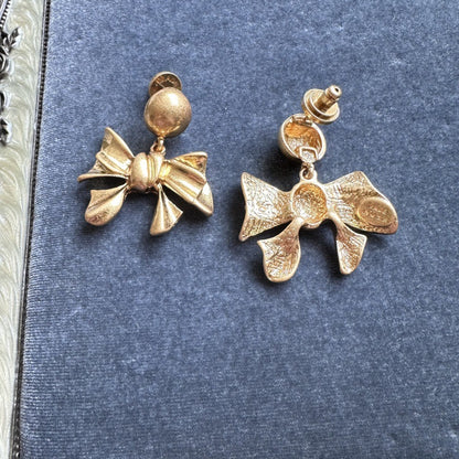 Vintage Gold Bow Knot Designer Drop Earrings Clip on Earrings