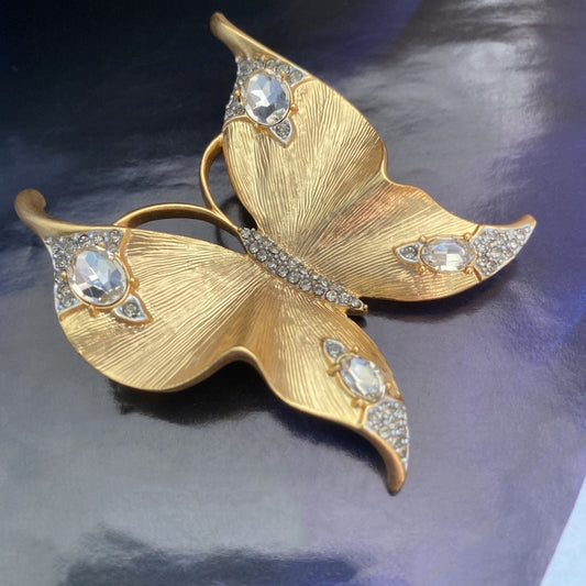 Diamonds Butterfly Shape Brooch Hypoallergenic Gorgeous Jewelry