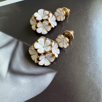 Vintage Jewelry Diamonds Flower Drop Earrings