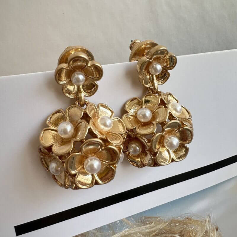 Vintage Jewelry Diamonds Flower Drop Earrings