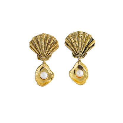Vintage Jewelry Freshwater Pearl Shell Scallop Earrings