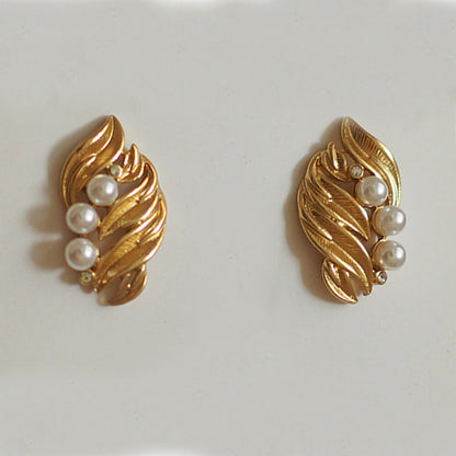 Vintage Jewelry Set Gold Pearl Necklace Earrings