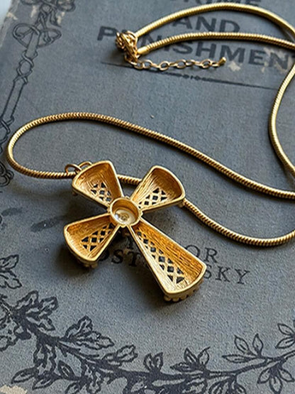 Vintage Jewelry Hollow Cross Necklace Inlaid With Pearls