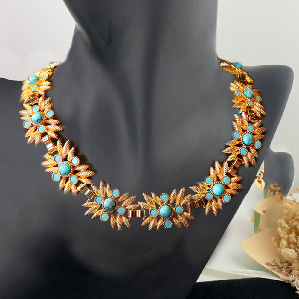Vintage Jewelry Set Gold Necklace
