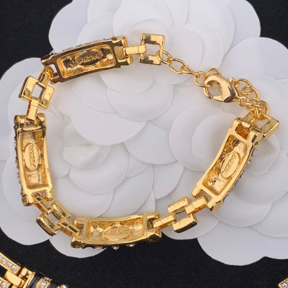 Vintage Jewelry Set Gold Necklace Bracelet Earrings