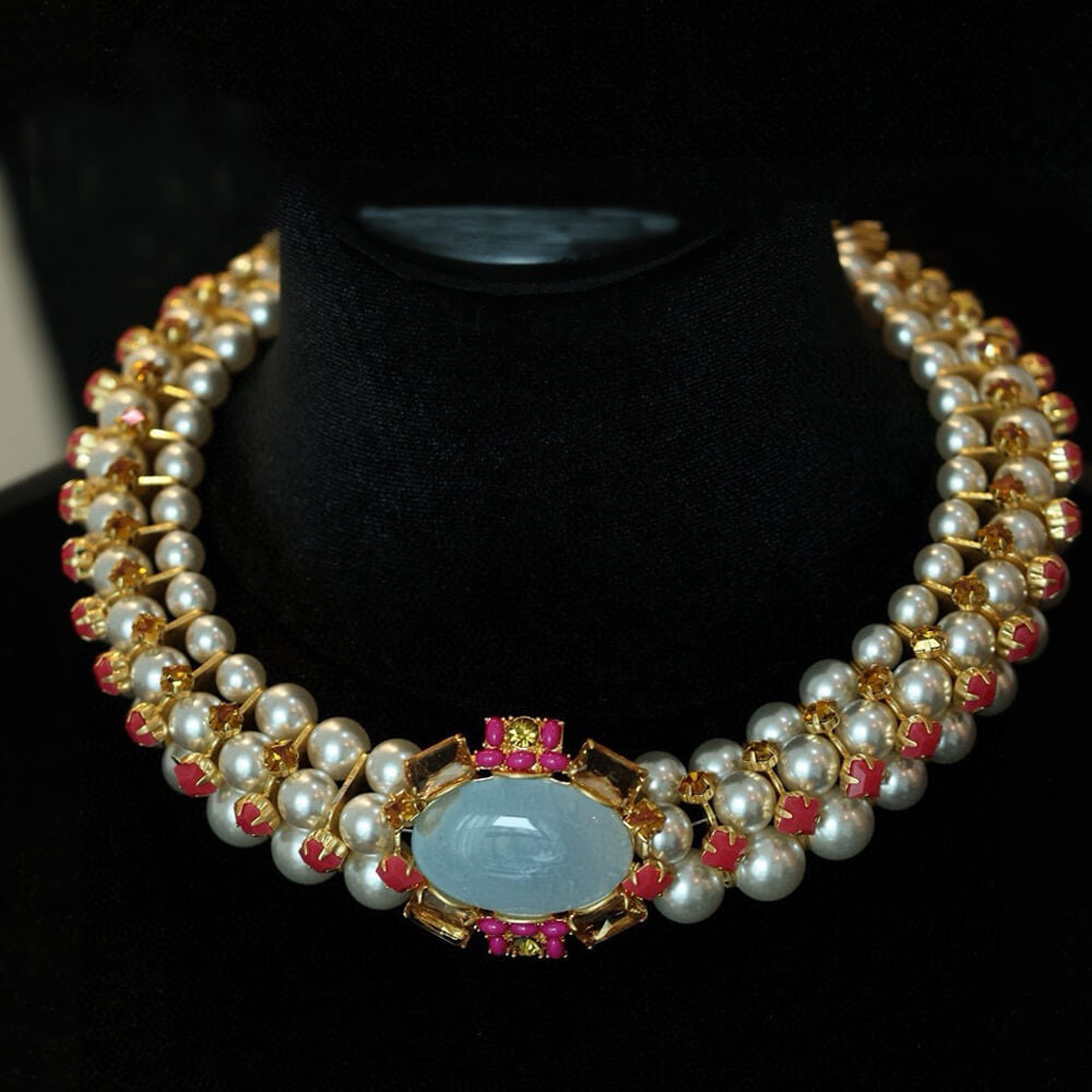 Vintage Jewelry Pearls Necklace