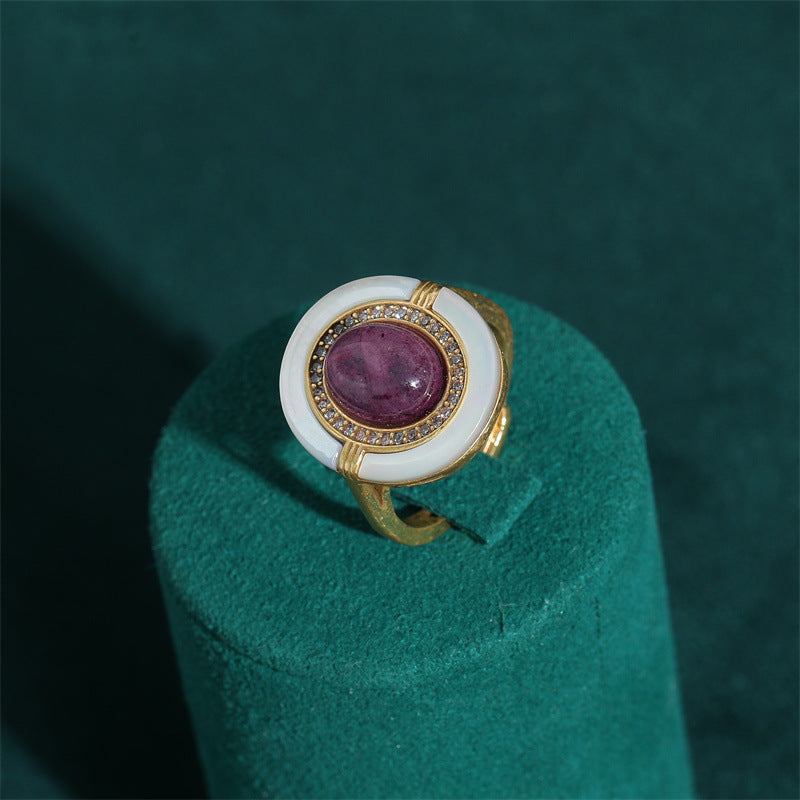 Vintage Copper Mother of Pearl Diamond Rings Queen Cameo