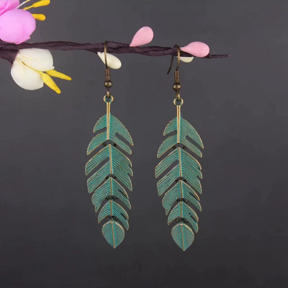 Vintage Jewelry Feather Tassel Earrings Bohemian Chandelier Earrings