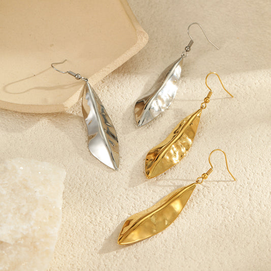 18k Gold Plated Hook Earrings Gorgeous Feather Shape Jewelry