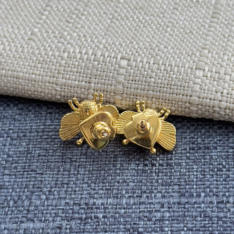 24k Gold Plated Earrings With Bee And Daisy
