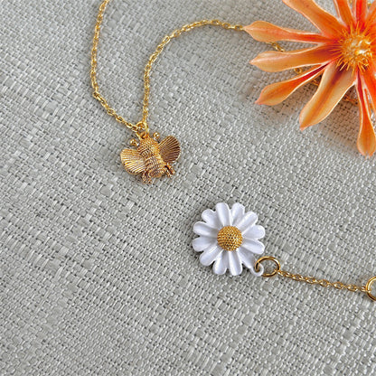 24K Gold Plated Bee And Daisy Vintage Necklace