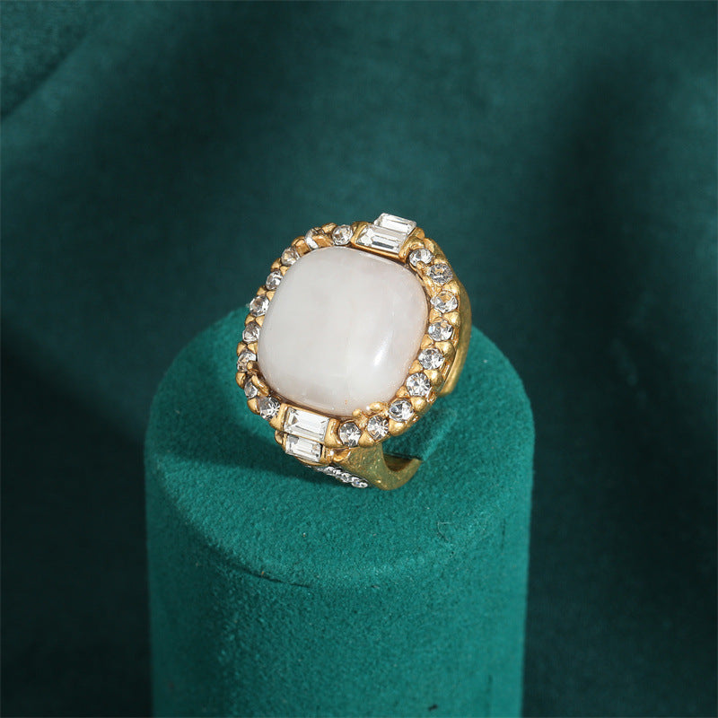 Vintage Copper Mother of Pearl Diamond Rings Queen Cameo