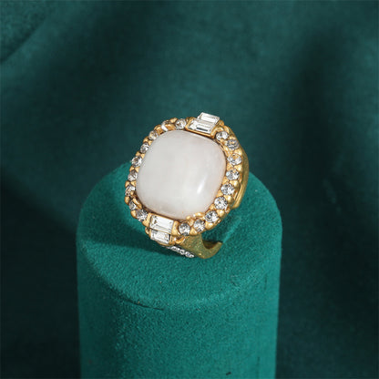 Vintage Copper Mother of Pearl Diamond Rings Queen Cameo