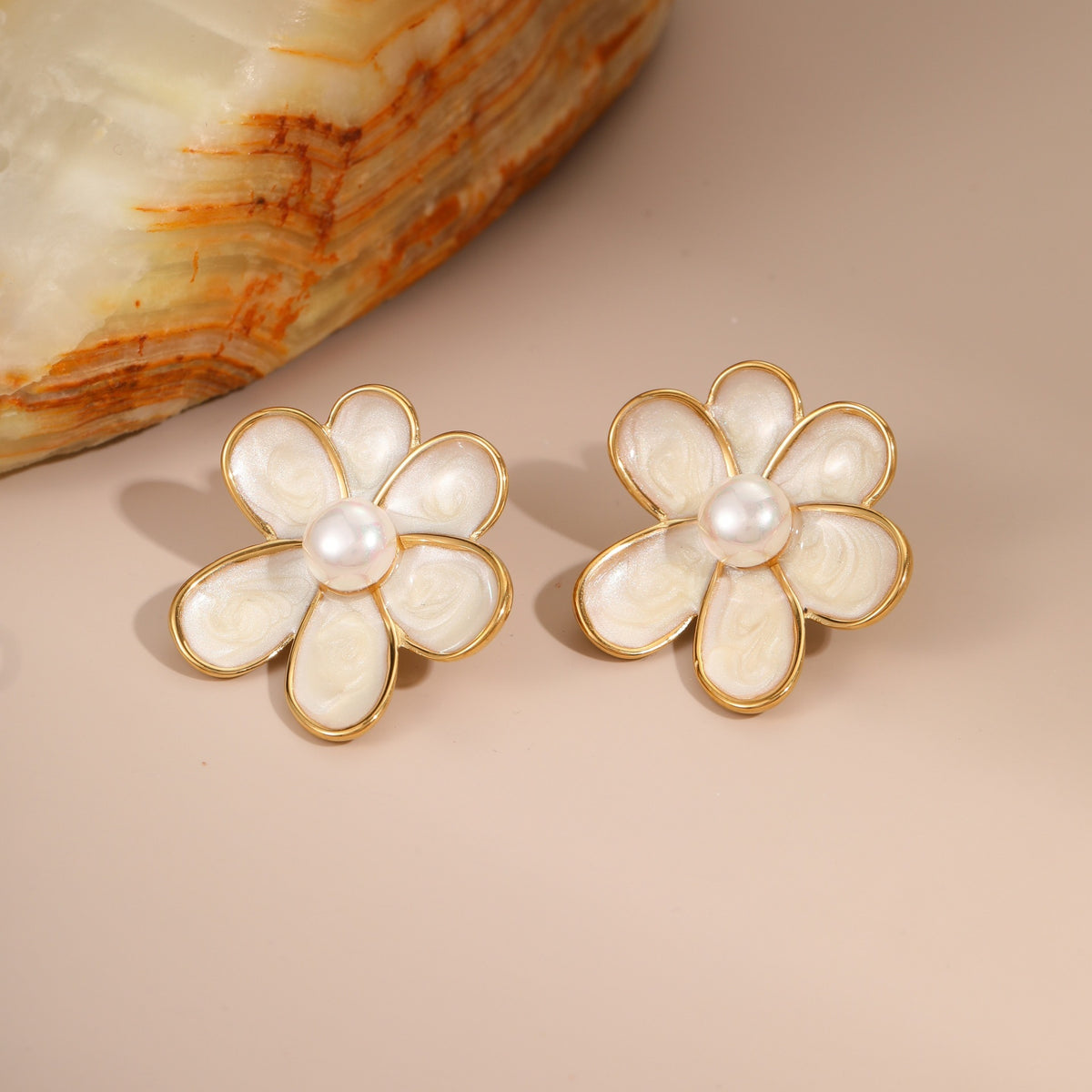18k Gold Plated Flowers Pearl Earrings Gorgeous Titanum Steel Jewelry