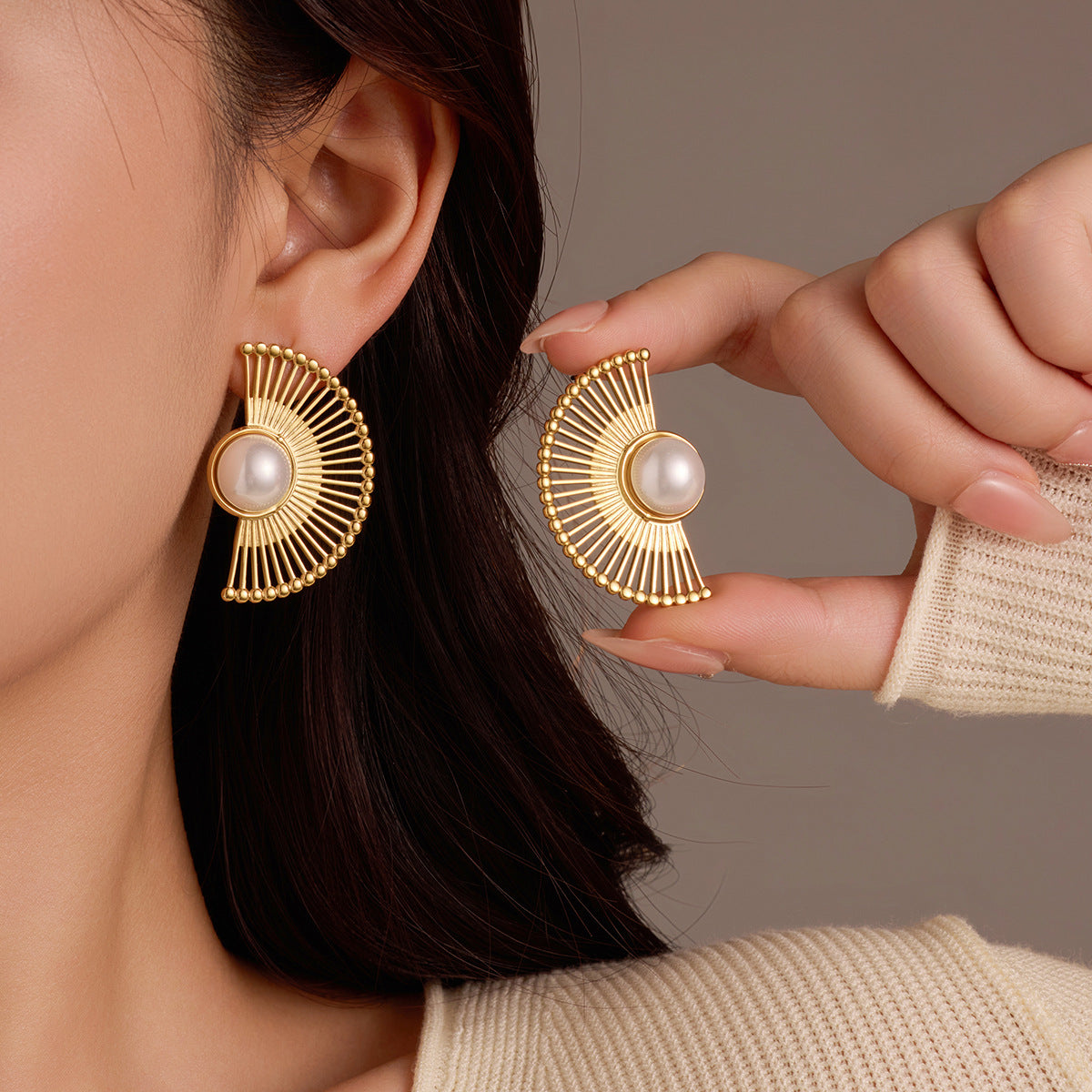 18k Gold Plated Scalloped Pearl Stainless Steel Earrings