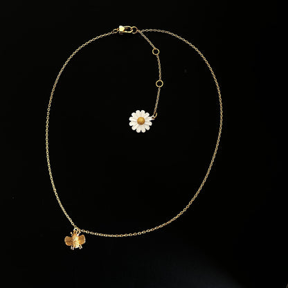24K Gold Plated Bee And Daisy Vintage Necklace