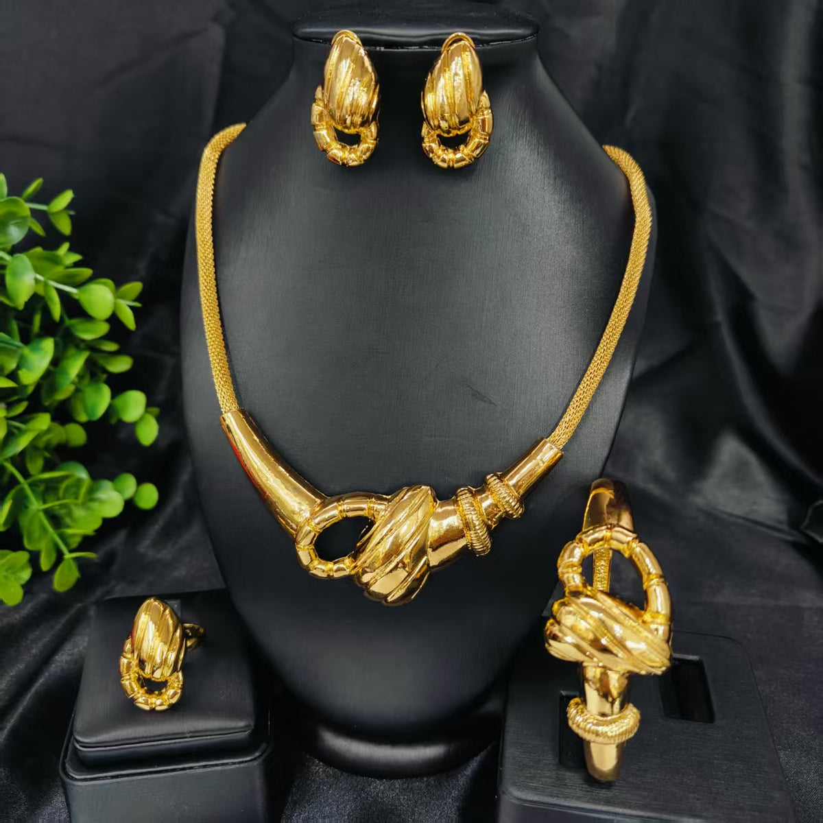 Vintage Jewelry Set 24k Gold Plated Necklace Diamond Bracelet Earrings Set