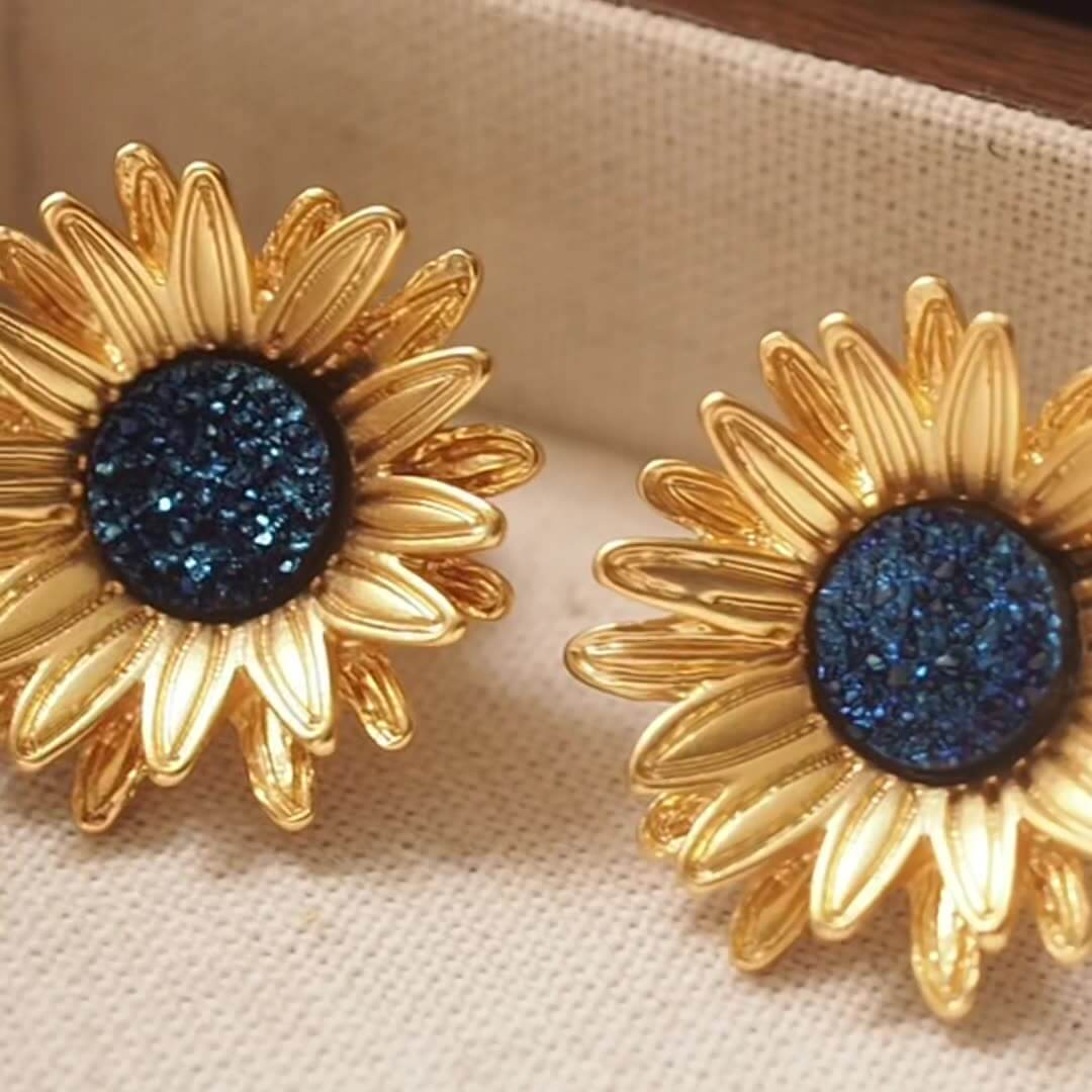 Vintage Jewelry Sunflower Gold Earrings