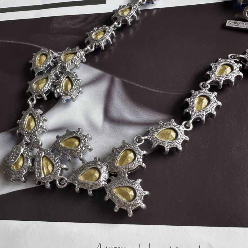 Shiny Diamonds Cactus Necklace Hypoallergenic Gold Plated Crystal Glass