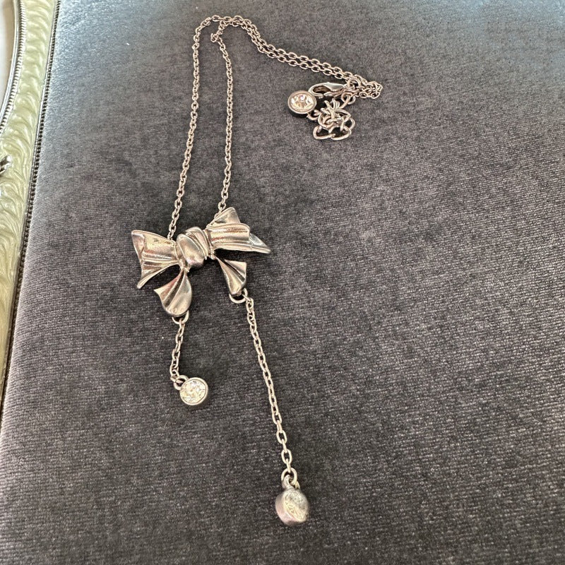 Vintage Gold Bow Knot Diamond Designer Necklace