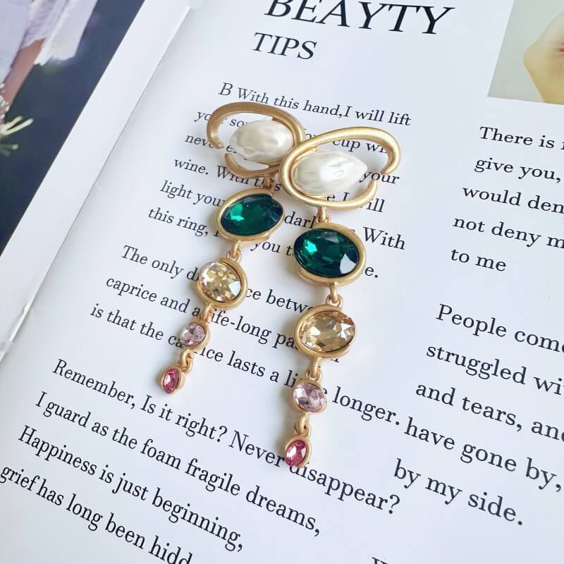 Vintage Jewelry Gold Designer Chandelier Earrings