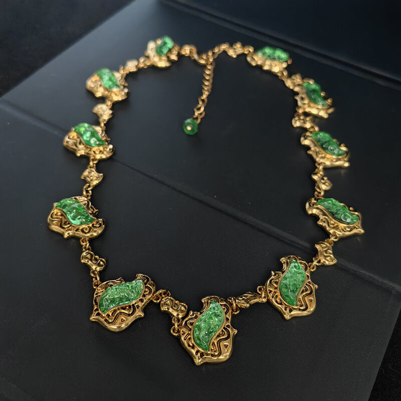 Vintage Jewelry Designer Gold Gems Necklace