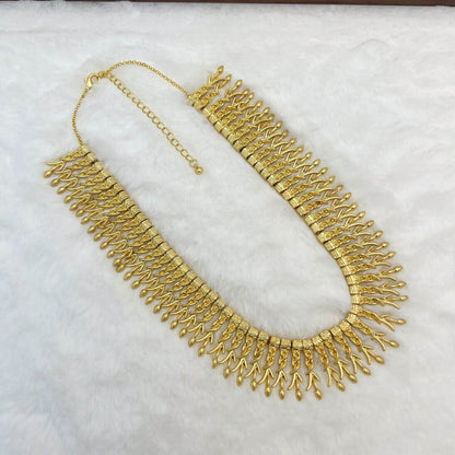 Vintage Jewelry Gold Plated Necklace