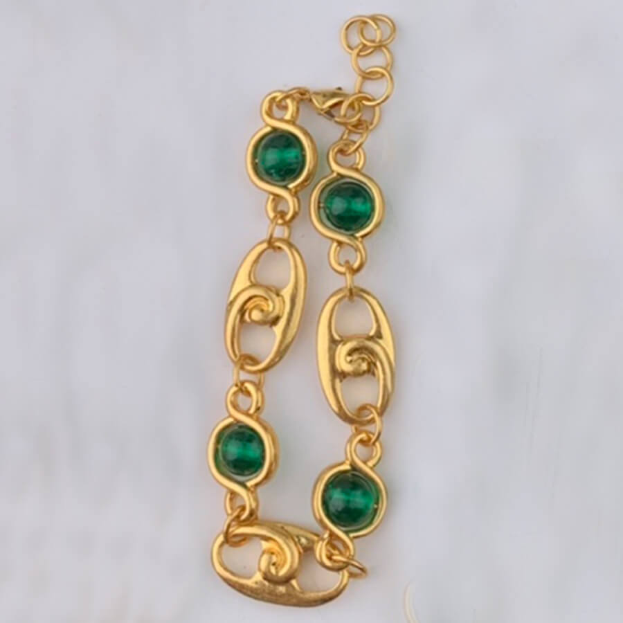 Vintage Jewelry Set Gold Gems Beads Bracelet Necklace