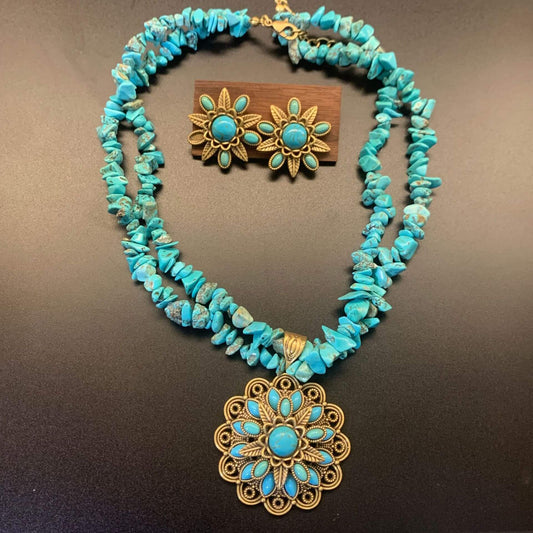 Vintage Jewelry Set Turquoise Necklace Earrings