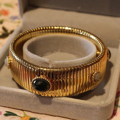 Vintage Jewelry Turquoise Carnelian Bangle