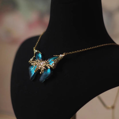 Vintage Jewelry Pearl Butterfly Necklace