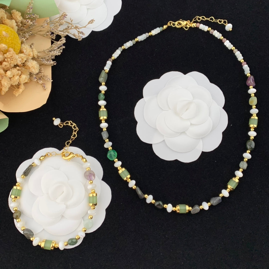 Vintage Jewelry Set Necklace Bracelet