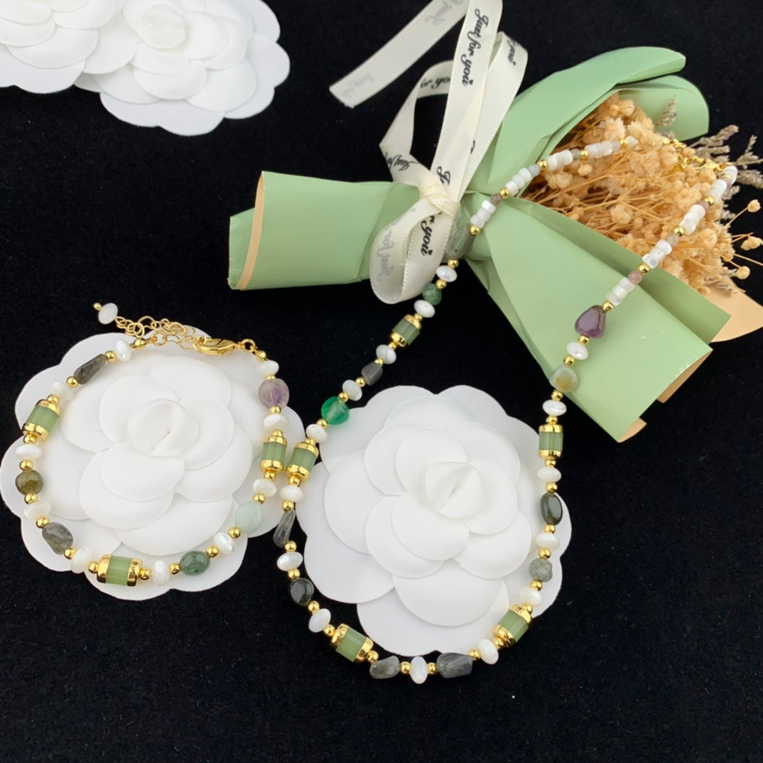 Vintage Jewelry Set Necklace Bracelet