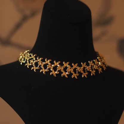 Vintage Jewelry Gold Floral Choker