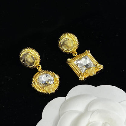 Vintage Gold Diamond V Designer Jewelry Set