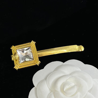 Vintage Gold Diamond V Designer Jewelry Set