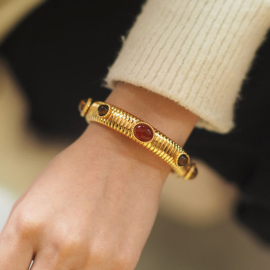 Vintage Jewelry Turquoise Carnelian Bangle