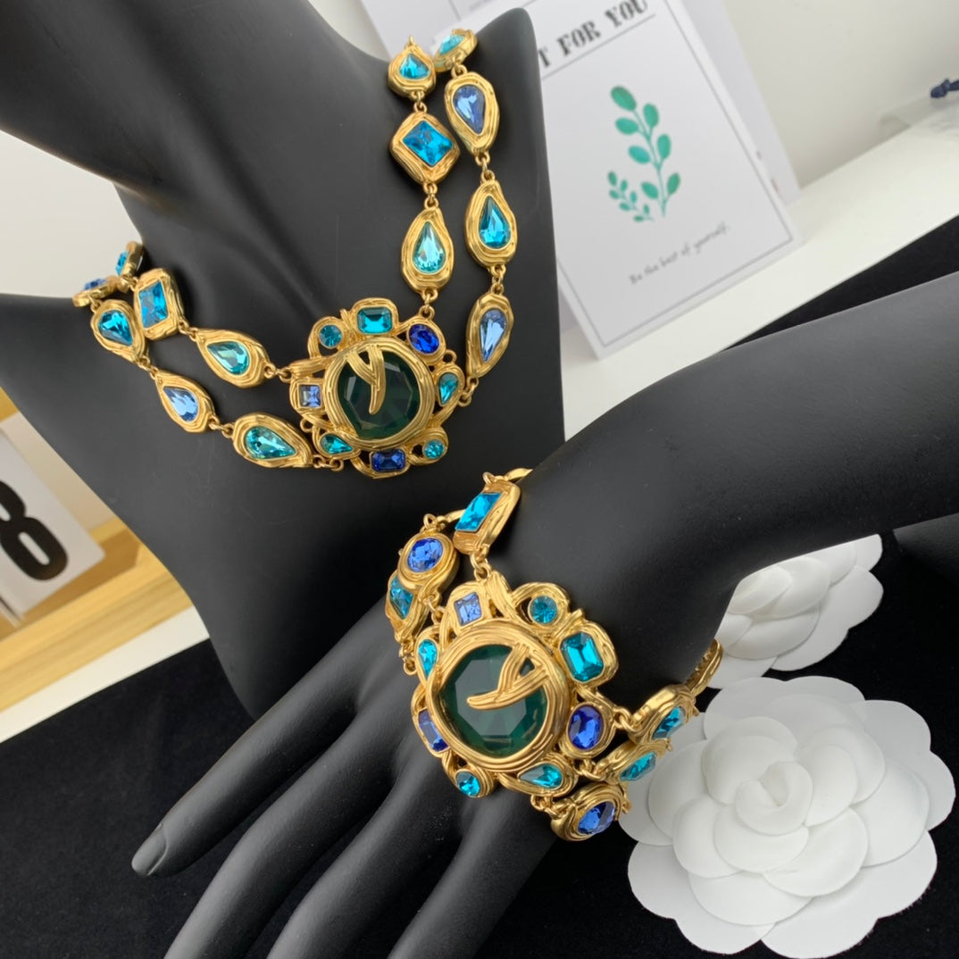 Vintage Jewelry Set Necklace Bracelet