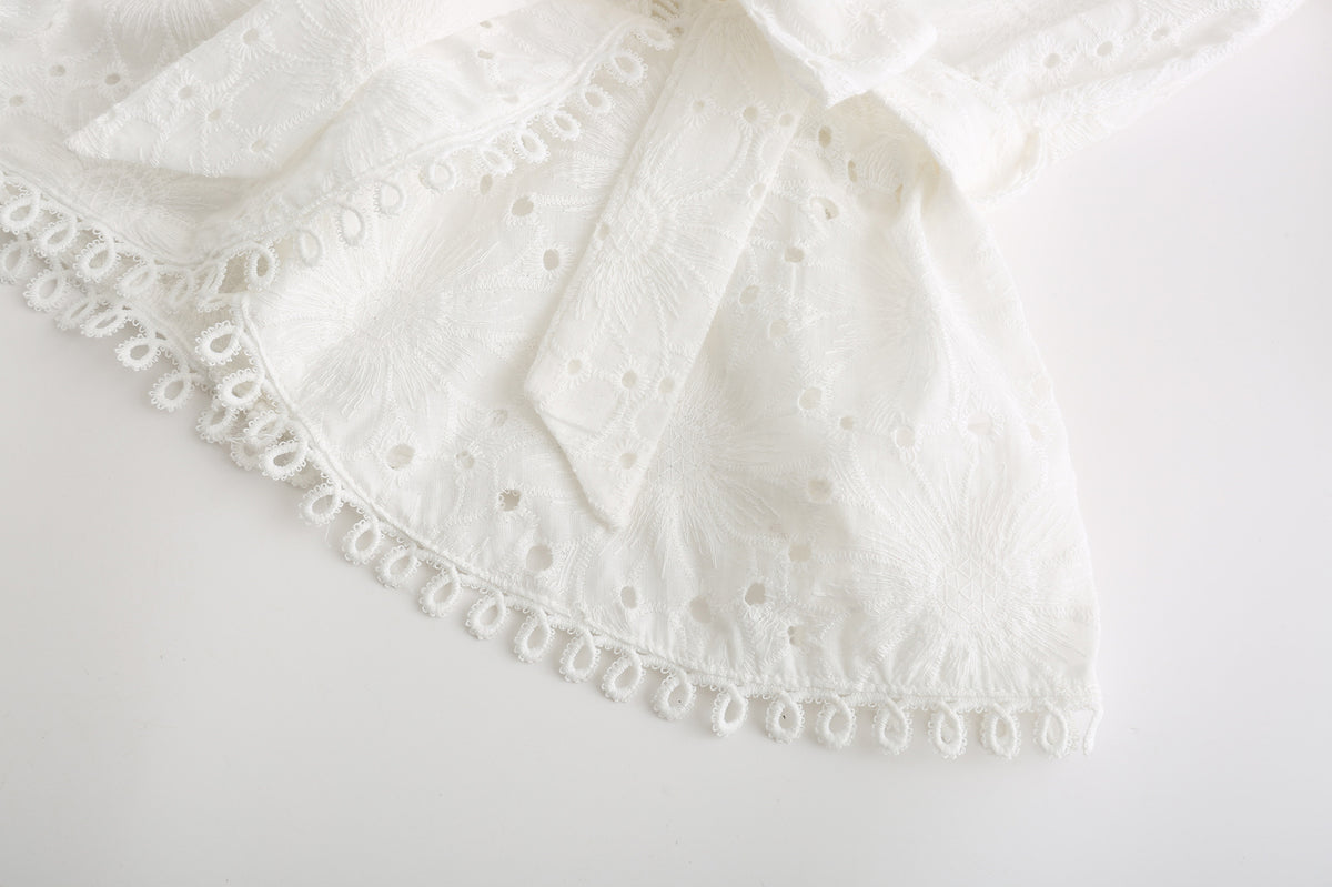 Vintage V-neck Hollow-out Lace Blouses Crop Tops