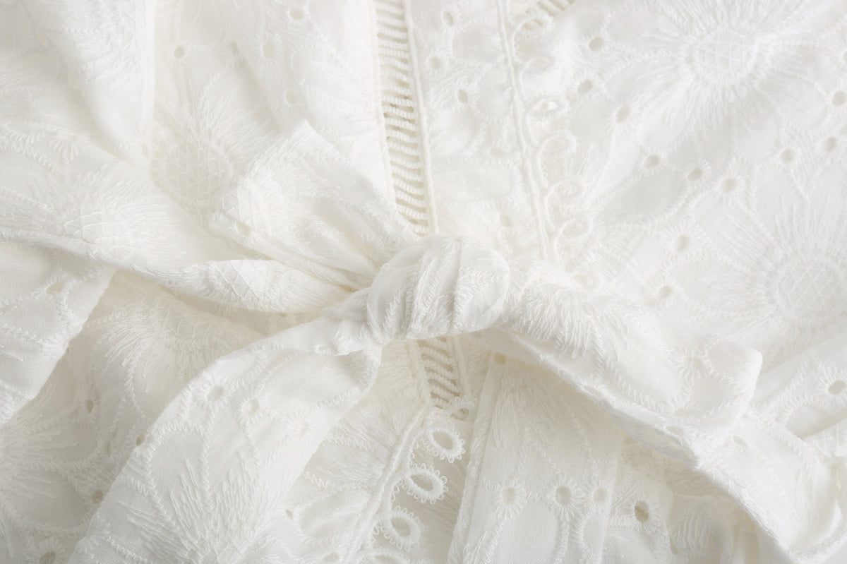 Vintage V-neck Hollow-out Lace Blouses Crop Tops