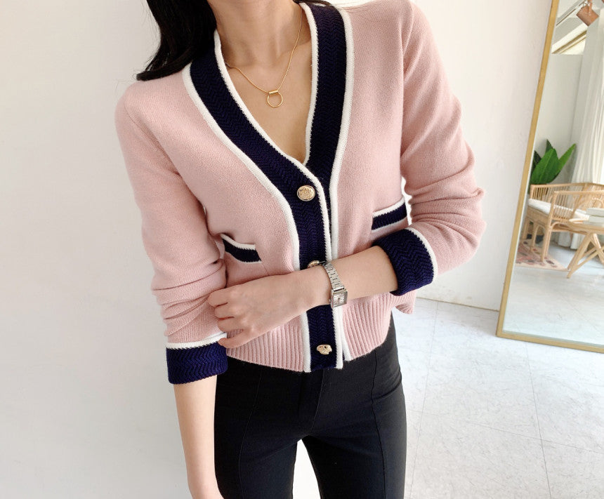 Single-breasted Contrast Knit Splicing Golden Button Sweaters